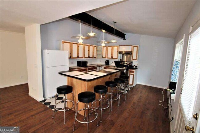 Foto del edificio - 979 Chestnut Oak Ct