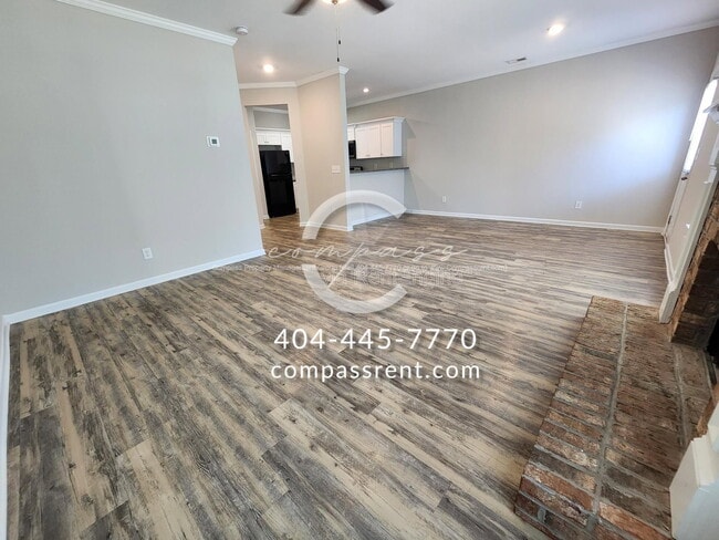 Foto del edificio - 206 Lyndon Wy NW