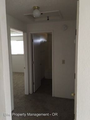 Building Photo - 509 S 17th St