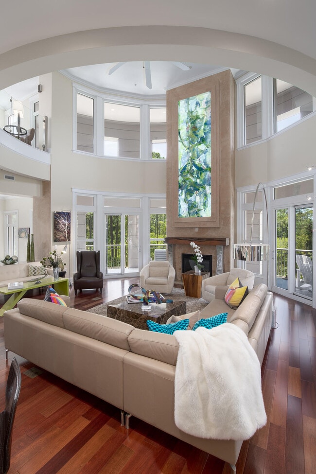 Building Photo - 408 Kelly Plantation Dr