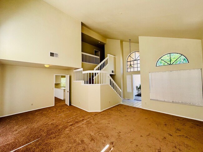 Building Photo - 36905 Pond Ave