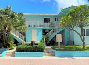 Building Photo - 3400 N Surf Rd