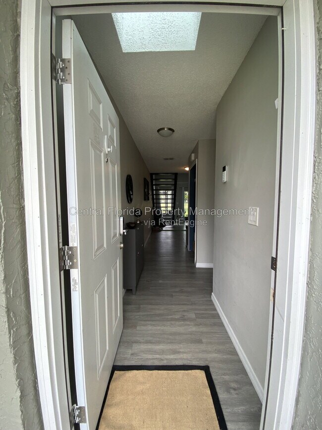 Foto del edificio - 2709 Hunt Club Ln