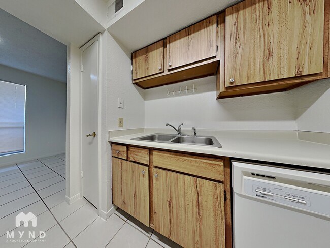 Foto del edificio - 1516 Bay Area Blvd