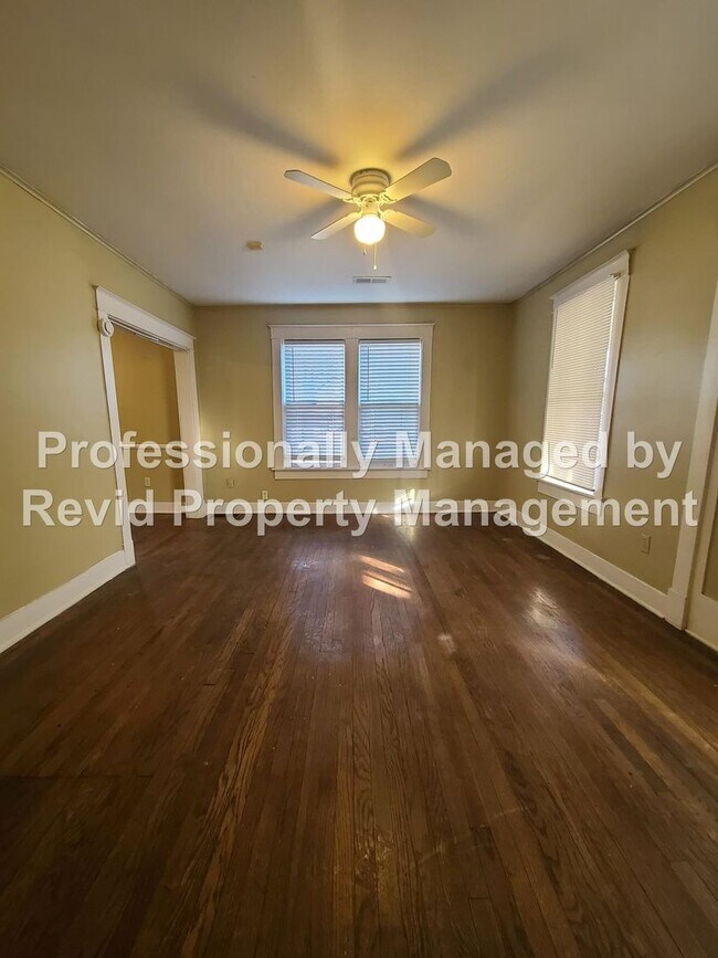Foto del edificio - 3712 Marion Ave