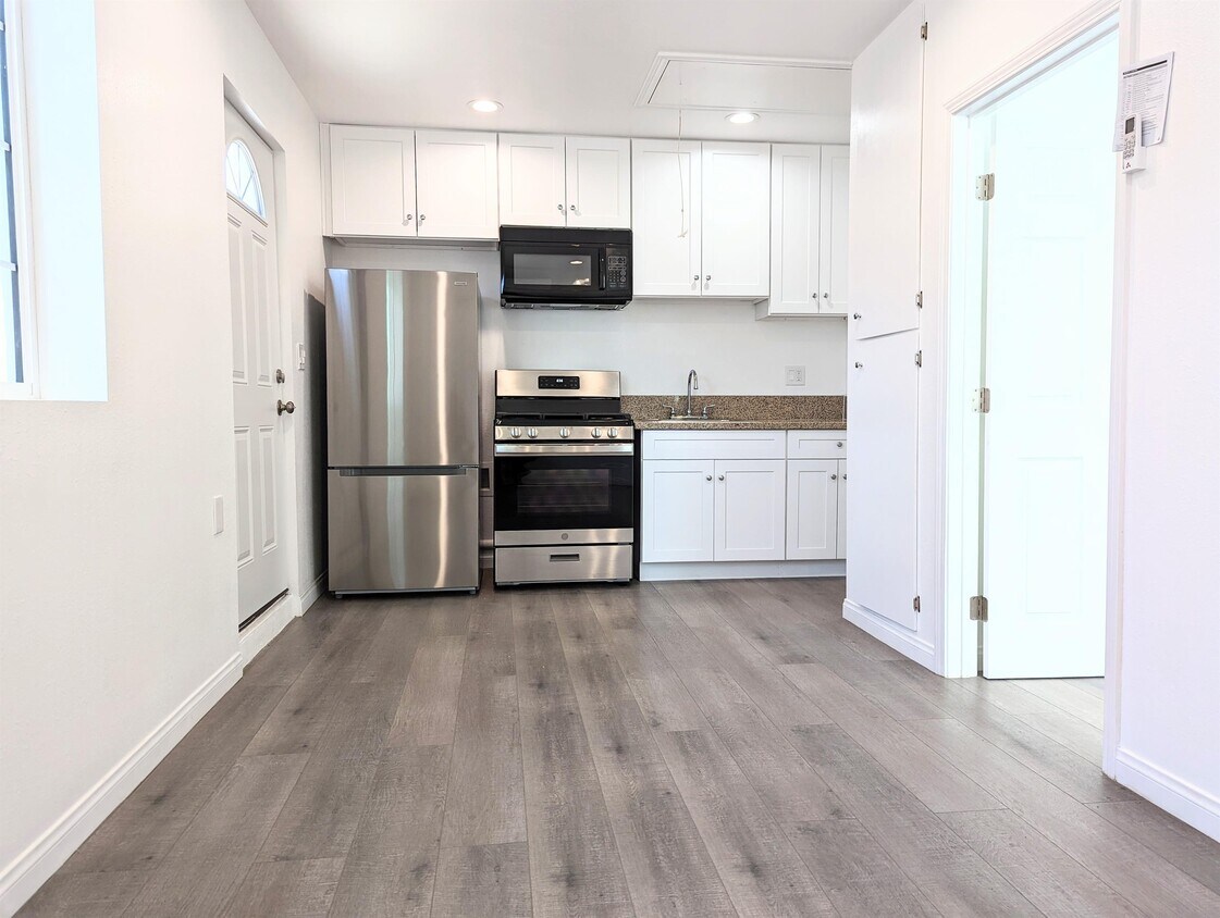 16449 Ballinger St, Los Angeles, CA 91343 House Rental in Los Angeles