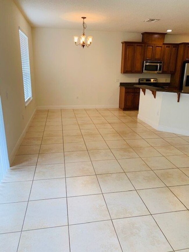 Foto del edificio - Gated Community of La Fortuna in Kissimmee