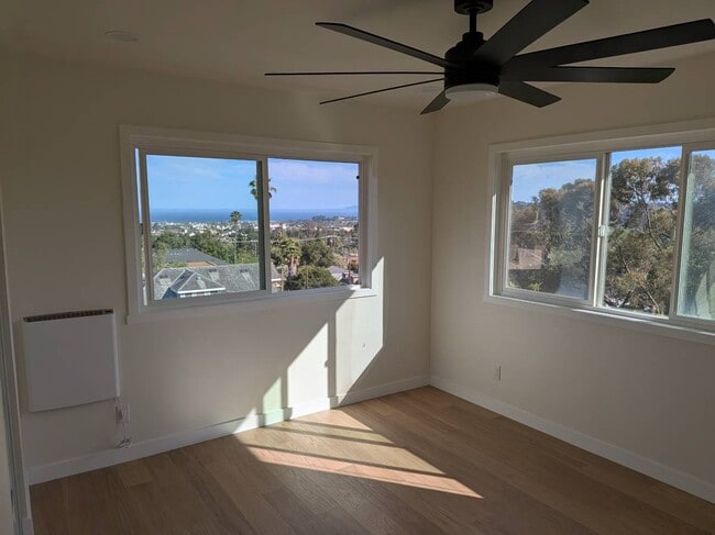 Watch the boats come in from bedroom 3 - 508 Orena St