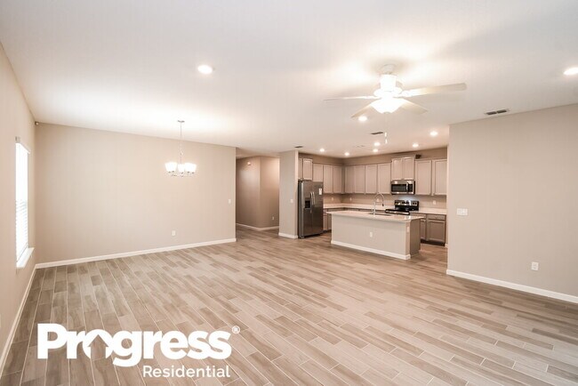 Building Photo - 7978 Thyme Trl