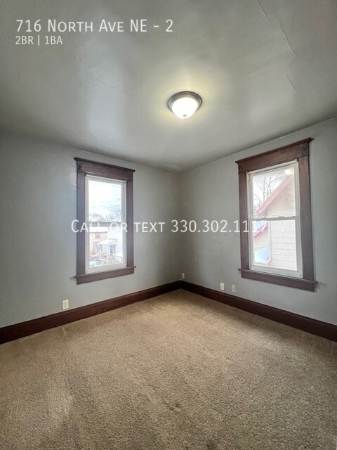 Foto del edificio - Two bedroom upper level apartment in Massi...