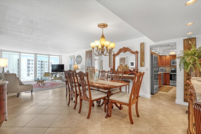 Foto del edificio - 3546 S Ocean Blvd