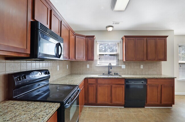 Foto del edificio - 4678 Pointe Ct