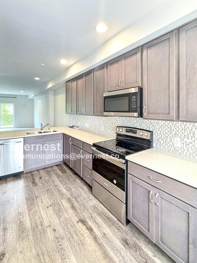 Foto del edificio - 19403 7th Ave W