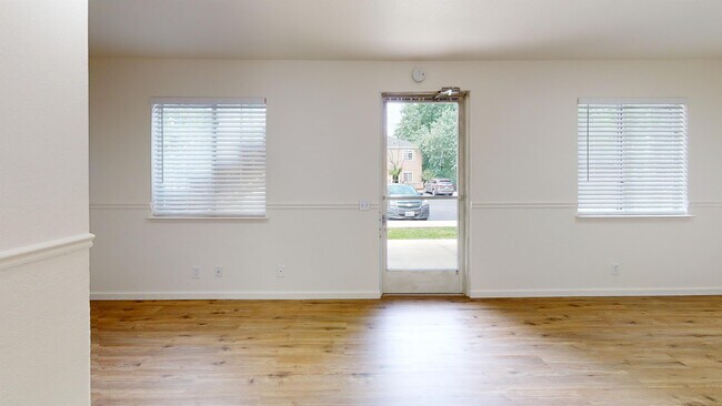 Building Photo - 3400 Bechelli Ln