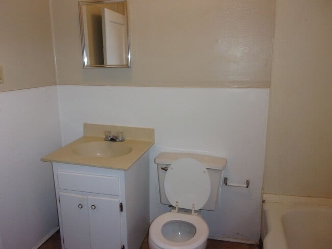 Foto del edificio - 2 Bedroom Apartment