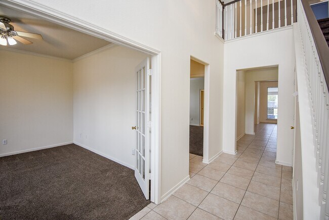 Foto del edificio - 6323 Haddock Ct