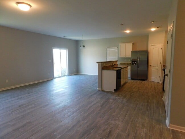 Building Photo - 6036 Loy Ct