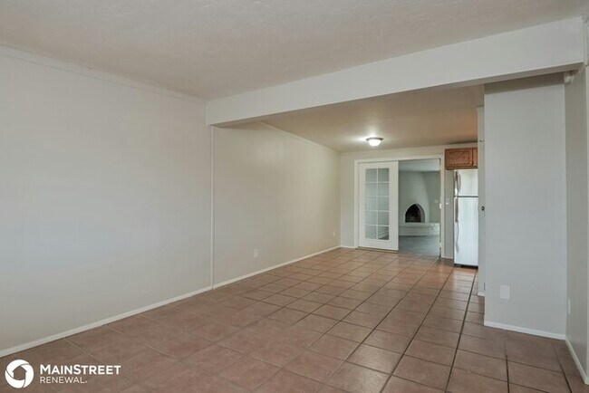 Foto del edificio - 7651 E Poinciana Dr, Tucson, AZ 85730