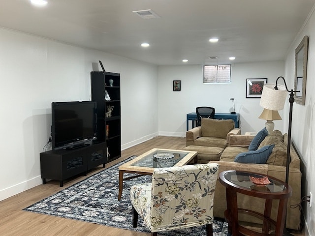Building Photo - 4571 Beach Ct