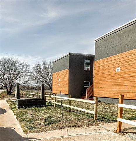 Foto principal - 526 E N 7th St