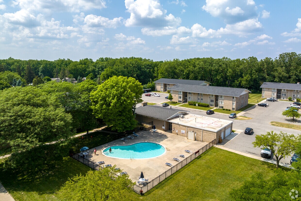 Hines Park 31680 Cowan Rd Westland, MI Apartments for Rent in