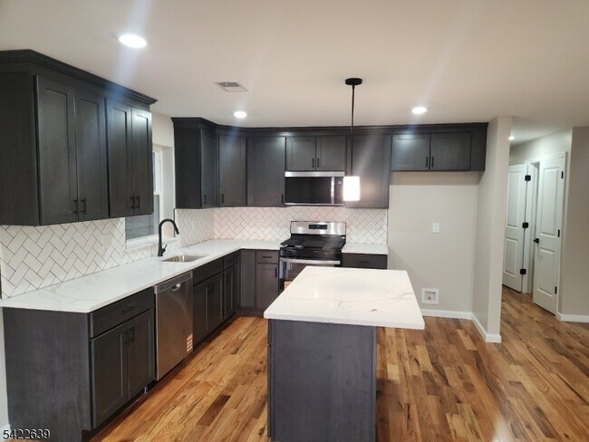 Foto del edificio - 410 S 8th St