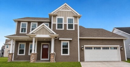 Building Photo - N116W7245 Oakmont Dr