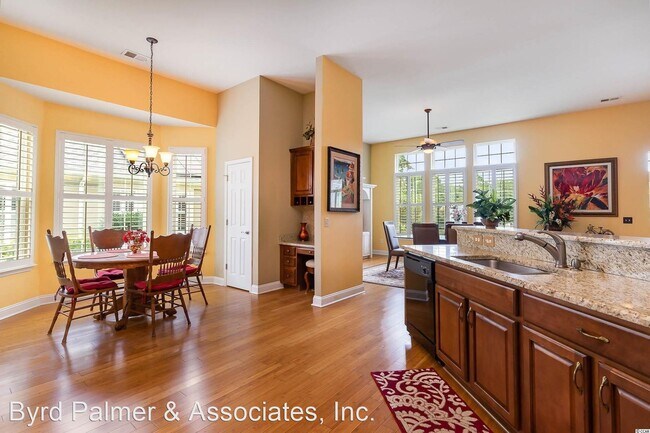 Foto del edificio - 3 br, 3 bath House - 444 River Pine Drive
