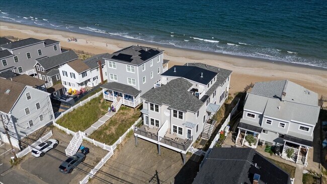 Foto del edificio - 220 North End Blvd