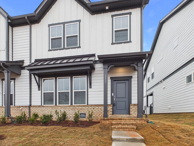 Foto del edificio - 5511 Wolfpack Aly