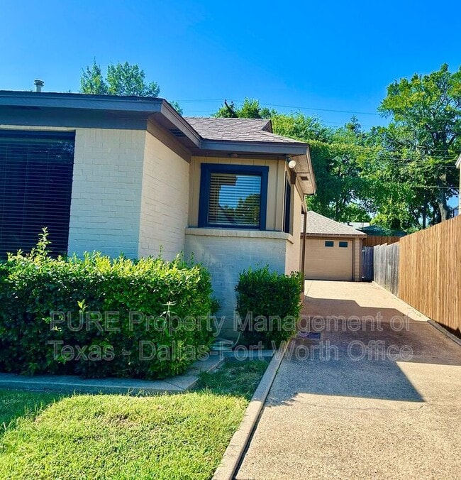 Building Photo - 5721 El Campo Ave