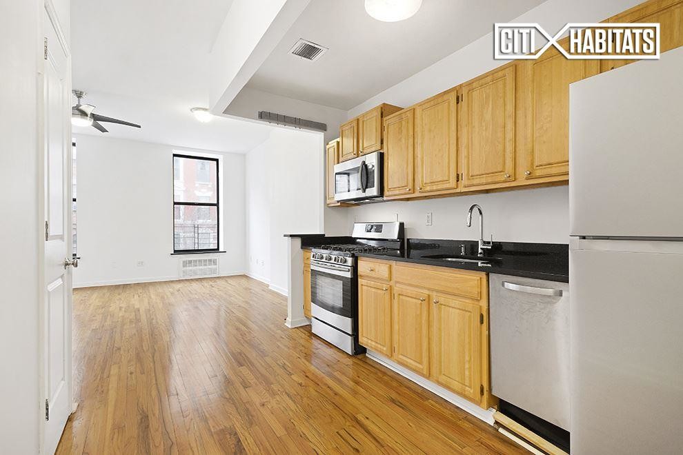 Building Photo - 112 W 127th St