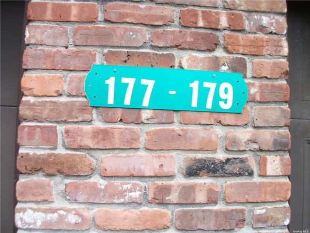Foto del edificio - 177 Vernon Valley Rd