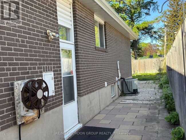 Building Photo - 111 Bayview Pkwy