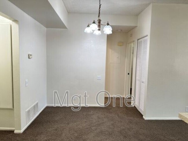 Building Photo - 18902 Canyon Hill Dr