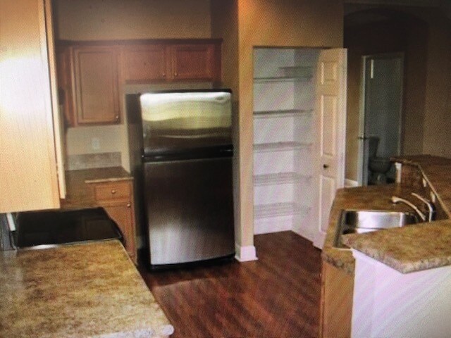 Foto del edificio - 19 Largo Way