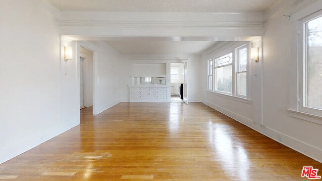 Building Photo - 1260 Flores St