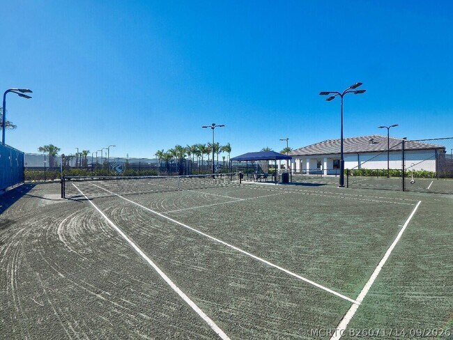 Building Photo - 10748 SW Matisse Ln