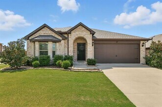 Building Photo - 1316 Coyote Ridge