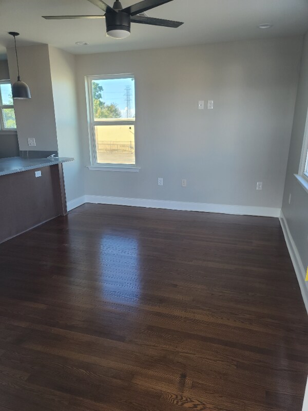 Foto del edificio - 4228 Downman Rd