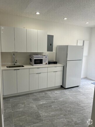 Building Photo - 13944 SW 157th St