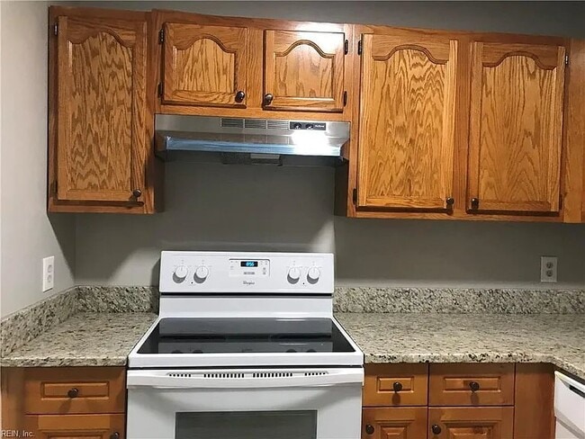 Photo - 5775 W Hastings Arch Townhome