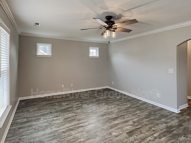 Foto del edificio - 1637 Finwick Dr