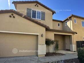 Building Photo - 4050 Martis St