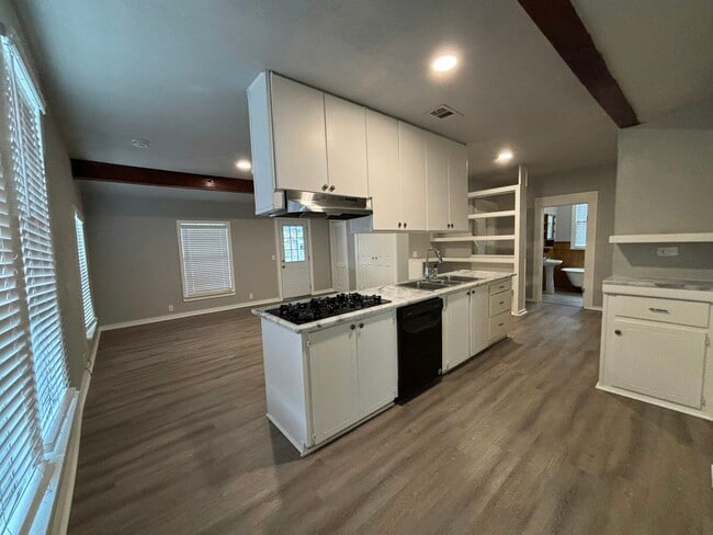 Foto del edificio - 600 E Milam St