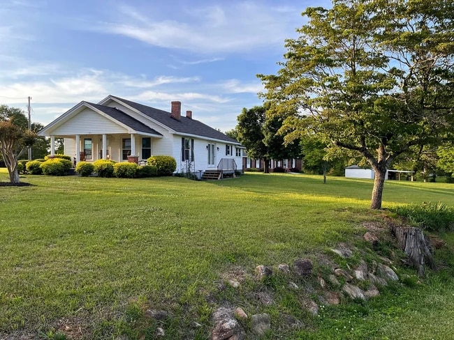 Building Photo - 181 Belue Rd