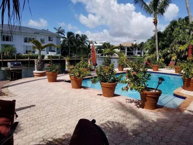 Foto del edificio - 1112 Highland Bch