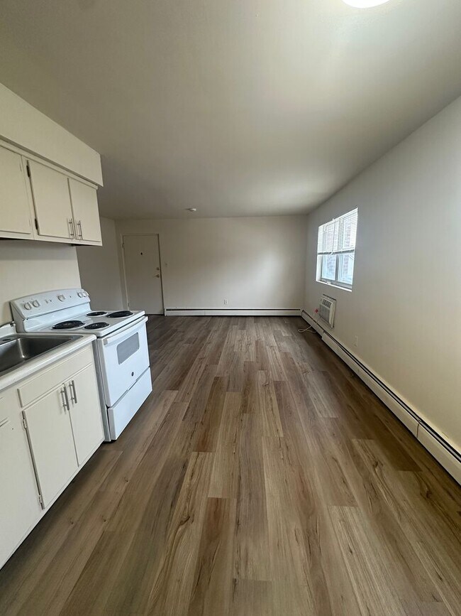 Foto del edificio - 215 Felton Ave