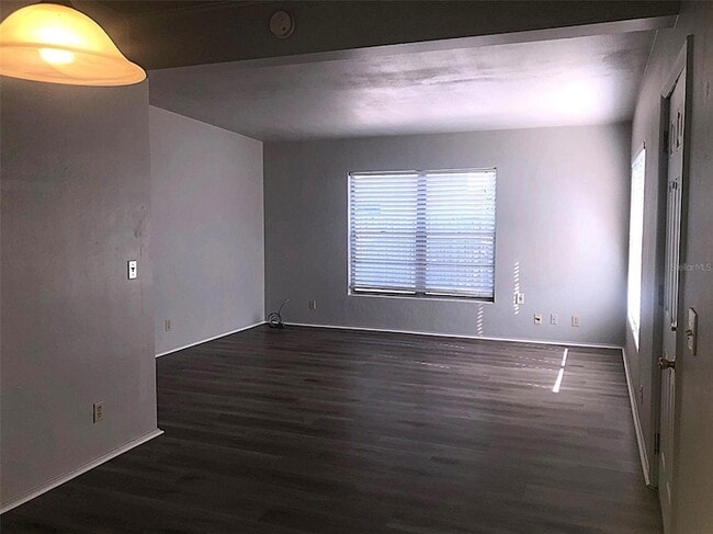 Photo - 905 Cherokee Cir House