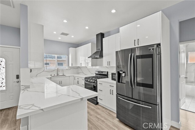 Foto del edificio - 7239 Kraft Ave